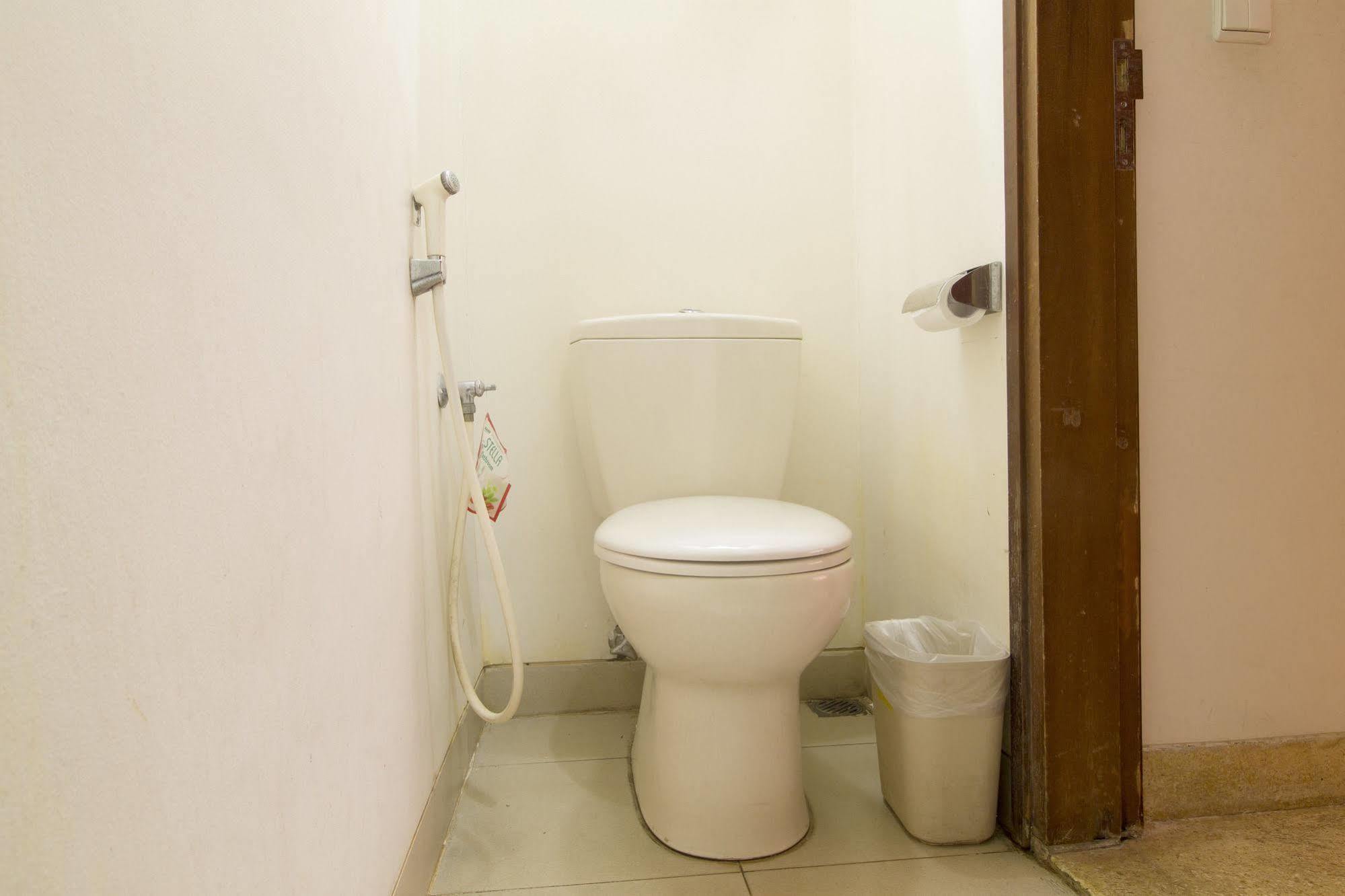 Reddoorz @ Gegerkalong Girang Hotel Bandung Exterior photo